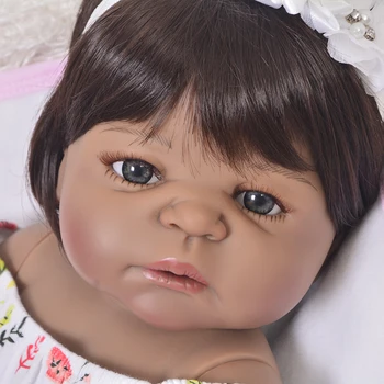 Bebe lutka 55 cm Cijelog Tijela Silikon Reborn Baby Doll Igračka 22 inča Crna Koža Djevojka Princeza Beba Bebe Lutka Dijete Igračka za Kupanje