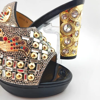 Talijanski Dizajn Posljednji Crna Boja Afrički Nigerijski Večernja Moda Poseban Stil Ženske Cipele i Torba Set Ukrašen Metalnim